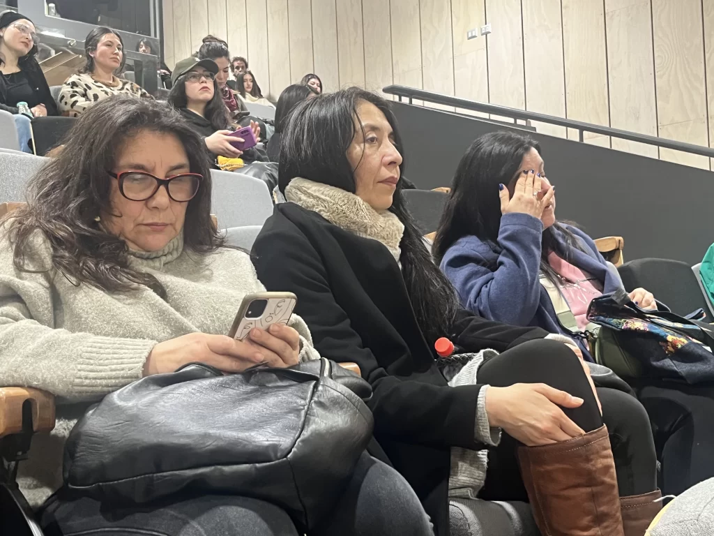 Público presente en la presentación de la película imagen de la película El ladrón de perros