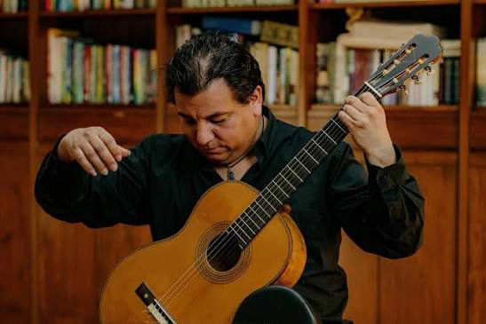 Concierto del guitarrista internacional Alexis Vallejos (Chile -Japón), donde interpretara obras de distintos periodos del repertorio.