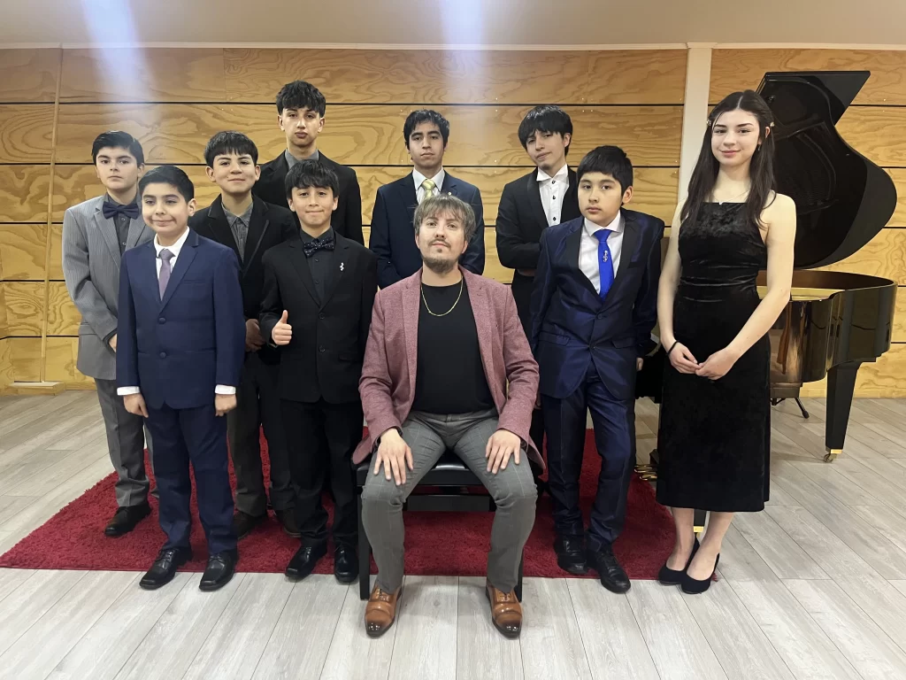 Estudiantes del profesor Juan Pinto Aller